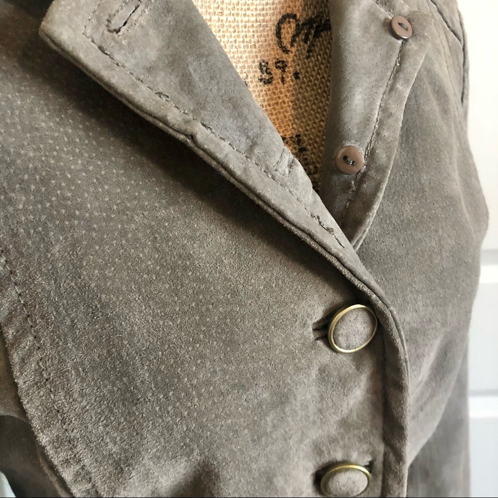 Genuine Leather Jacket - Picture 4 of 5